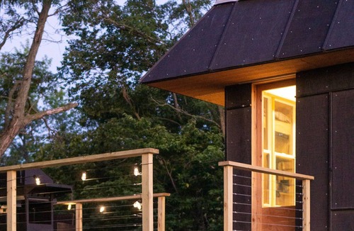 Holmesville Cabin | The Corny Cabin
