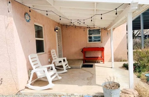 Albuquerque House | The Cozy Valley Casita