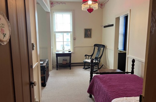 Bentonsport Bed & Breakfast | The Crown Jewel of the Mason House – Spacious, Historic, Unforgettable