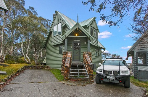 Dinner Plain Ski Chalet | The Cubby - Dinner Plain