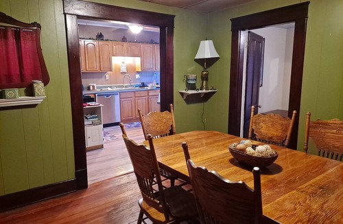 Troy House | The Elm House