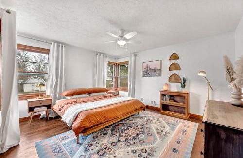 Siloam Springs House | The Fox Den