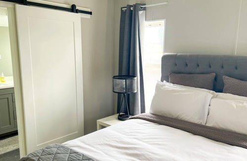 Desert Aire House | The Getaway on the Green in Sunny Desert Aire, WA