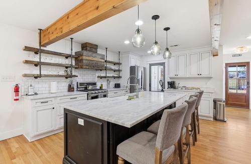 Memphis House | The Given House - Modern Midtown Stay