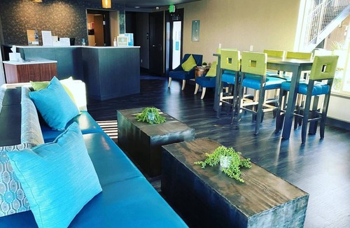 Yakima Hotel | The Hotel Y, a Dazzler Select by Wyndham