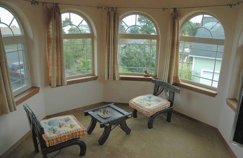 Sequim House | The House With Sea & Mountain Views, Sauna, Hot Tub, Jacuzzi, Free EV charge