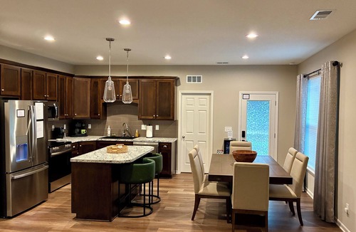 Ottawa House | The is no place like home…. Except here! Magical 3 bedroom family friendly home