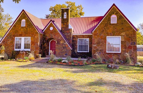 Broken Bow Cottage | The Lane Cottage at Broken Bow