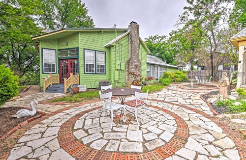 Glen Rose House | The Lilly House: Historic Glen Rose Home w/Porch!