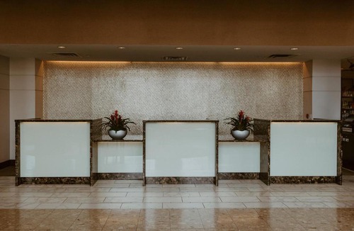 Downtown Lincoln Hotel | The Lincoln Marriott Cornhusker Hotel