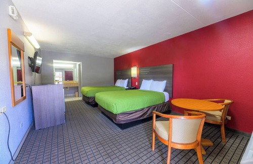 Wichita Falls Hotel | THE LODGE AT THE FALLS