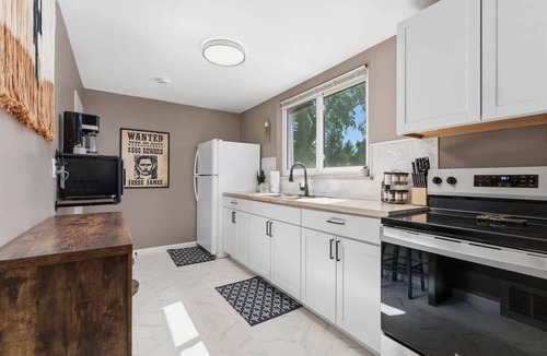 Cheyenne Apartment | The Longhorn Hideout