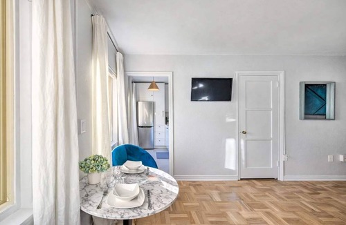 Downtown Seattle Apartment | The Lumen | Modern Seattle Studio
