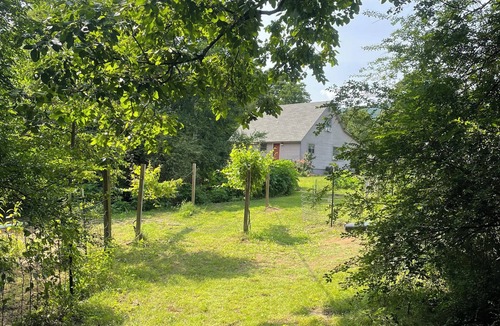Dardanelle House | The May House, 2-bedroom Dardanelle country home with a gorgeous view