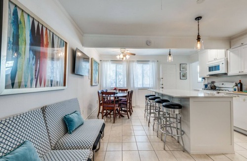 Arlington House | The MCM House walk2 FIFA Dallas Stadium~ AT&T! Best Arlington vacation rentals!