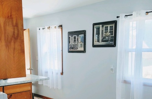 Hamilton House | The Melody Ann, Quilt Town, USA!