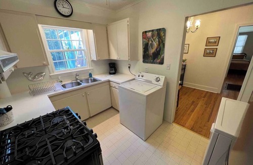 Fondren House | The Mockingbird Crew House in North Fondren