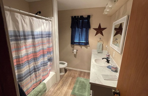 Lubbock House | The Monroe House: Comfy 3-bedroom House in New Deal