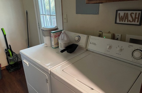 Lubbock House | The Monroe House: Comfy 3-bedroom House in New Deal