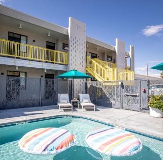 West Park Hotel | The Monterey Motel