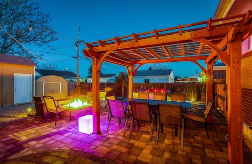 Dupont House | The Neon Cowboy: Hot Tub, Fire Pit, Movie Theater