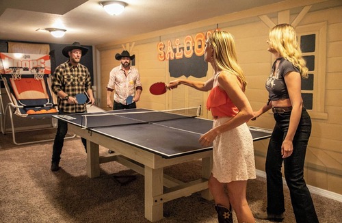 Dupont House | The Neon Cowboy: Hot Tub, Fire Pit, Movie Theater