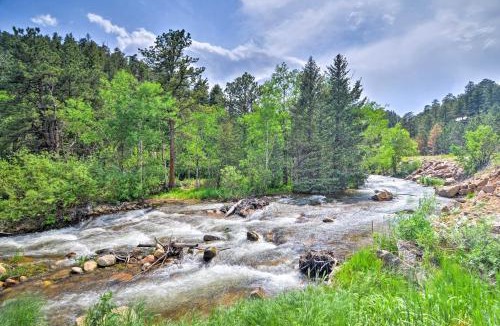 Lyons House | The ‘Pinecone Palace’ w/Hiking Trail Access!