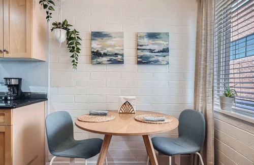Speer Apartment | The Pink Pearl, 1BD, 30 Day, Wash Park West