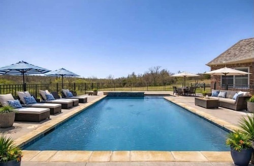 Choctaw House | The Pool House at All Star Sports Village