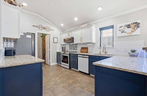 Lubbock House | The Quincy - 4BR/2BA - Southwest Lubbock