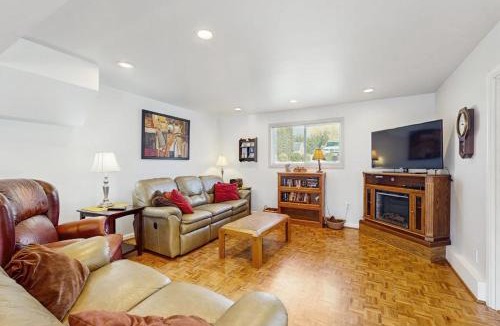 Manson House | The Red Lake House