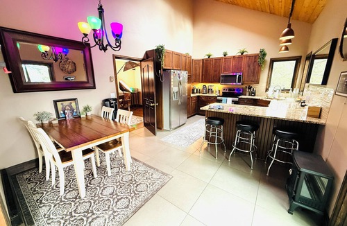 Evergreen West Central House | The Red Rocks Backstage Oasis – A Creative Haven Near the Amphitheater Sleeps 25