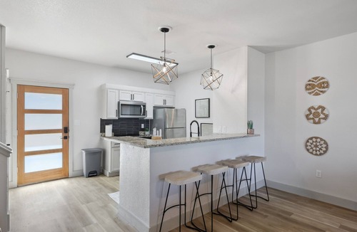Graford House | The Retreat 20: Lake Daze
