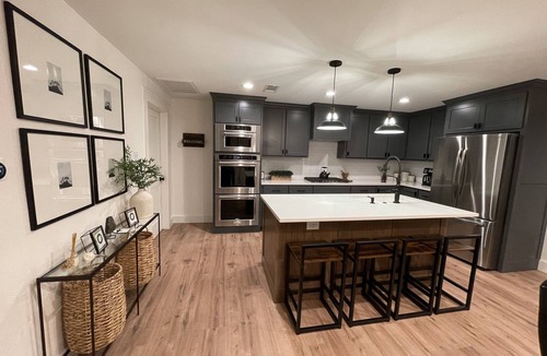 Justin House | The Retreat on 2nd St