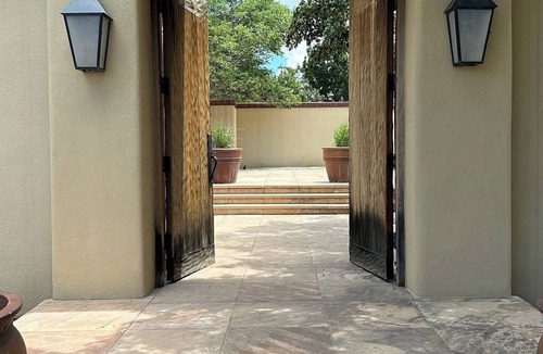 Canoncito House | The Ridge | A Refined Retreat Where Privacy Meets Luxury