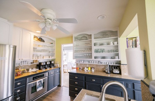 Friday Harbor Bed & Breakfast | The Rosemary Room with en suite bathroom