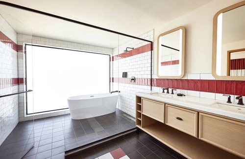 Lincoln Hotel | The Scarlet, Lincoln, a Tribute Portfolio Hotel