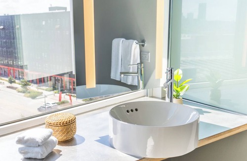 River North Art District Hotel | The Source Hotel