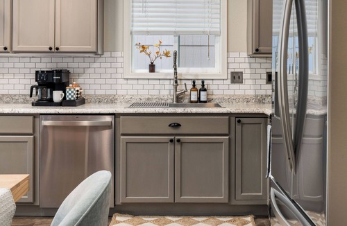 Tri-Cities House | The Speakeasy - 3 Bedroom Home in Pasco