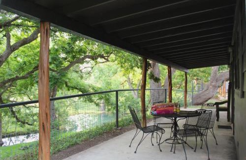 Leakey Resort | The Springs Retreat