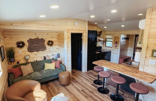 Marshall Cabin | The Stargazer! A cozy cabin near Turkey Run State Park! Pet friendly!