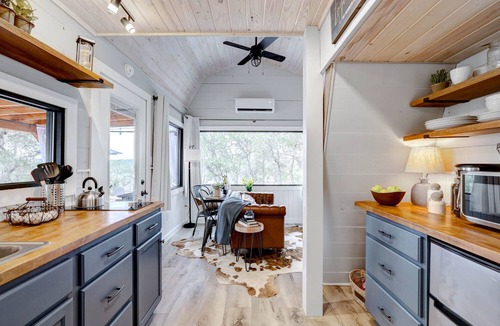 Hondo Cabin | The Starlight Escape