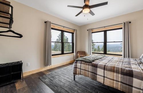 Crook County House | The Starry Pines