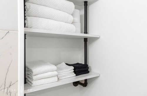 Sayles Blvd. Area Apartment | The Stiletto- Fashionable Stay