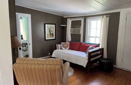 Hunt House | The Stone House has it all: nostalgia, adventure, modern comfort and serenity.