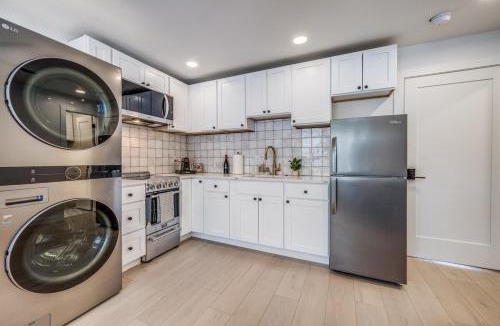 Denton Apartment | The Vanderbilt Mansion Apt 8 Near Downtown & TWU