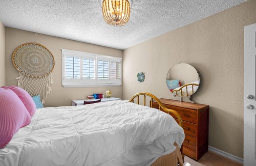 El Paso House | This townhouse is a 3 bedroom(s), 1.5 bathrooms, located in El Paso, TX.