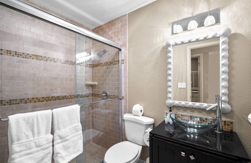 El Paso House | This townhouse is a 3 bedroom(s), 1.5 bathrooms, located in El Paso, TX.