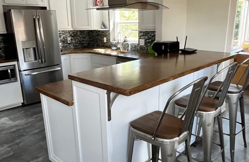 Summit Park House | Three bedroom home near the University of New Mexico and heart of Albuquerque