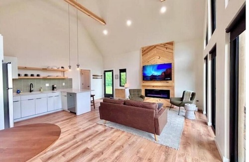 Stanton Cabin | Three Suns Cabins: Where Your People Gather, All 8 Cabins, Private Beach